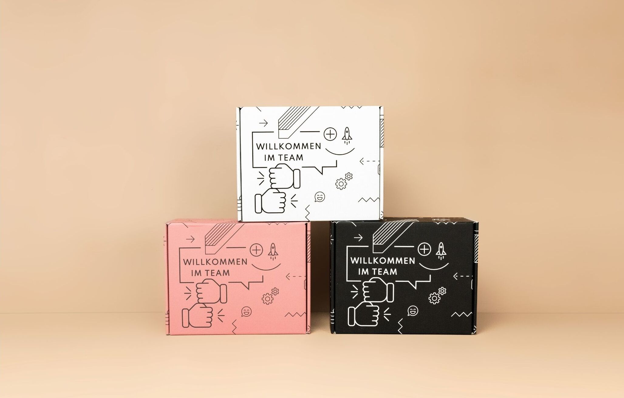 Werbegeschenke Versandkartons in verschiedenen Farben Werbegeschenke Versandkartons in verschiedenen Farben